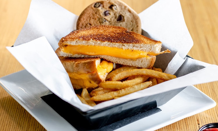 Grilled Cheese & Fries